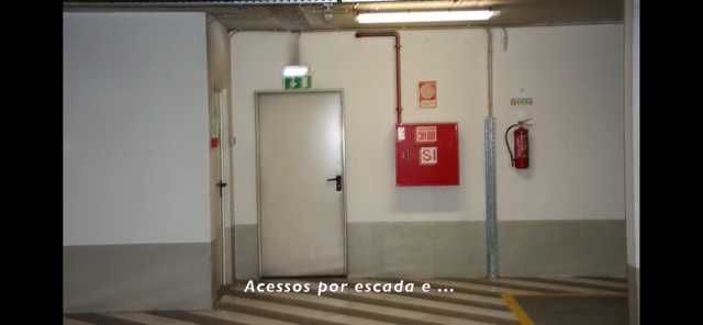 Lugar de estacionamento, parqueamento para Moto