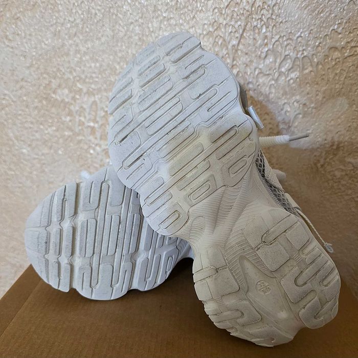 Кросівки для дівчинки