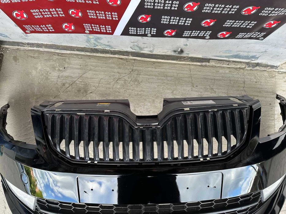 Бампер передній Skoda Octavia A7 (комплектний)