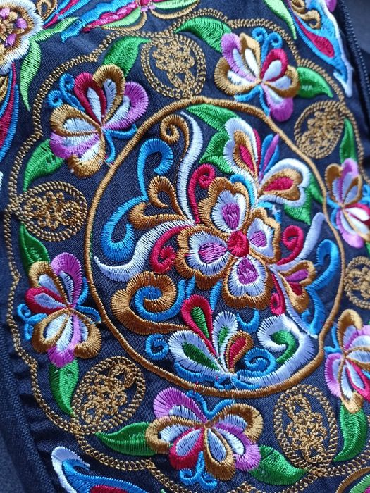 Kolorowa haftowana torebka nowa