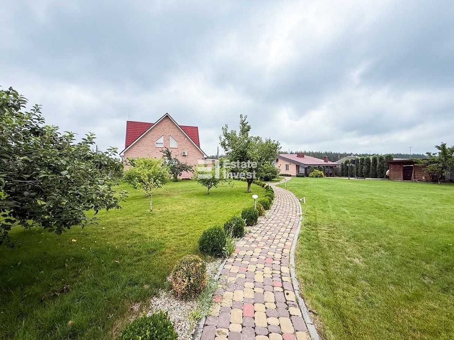 Продам 2 поверховий будинок у с. Тернова, вул. Лугова, 1