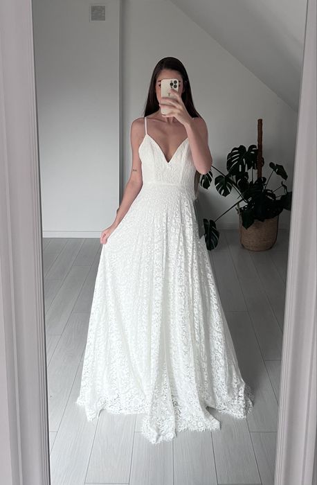 Koronkowa litera  a suknia slubna asos nowa