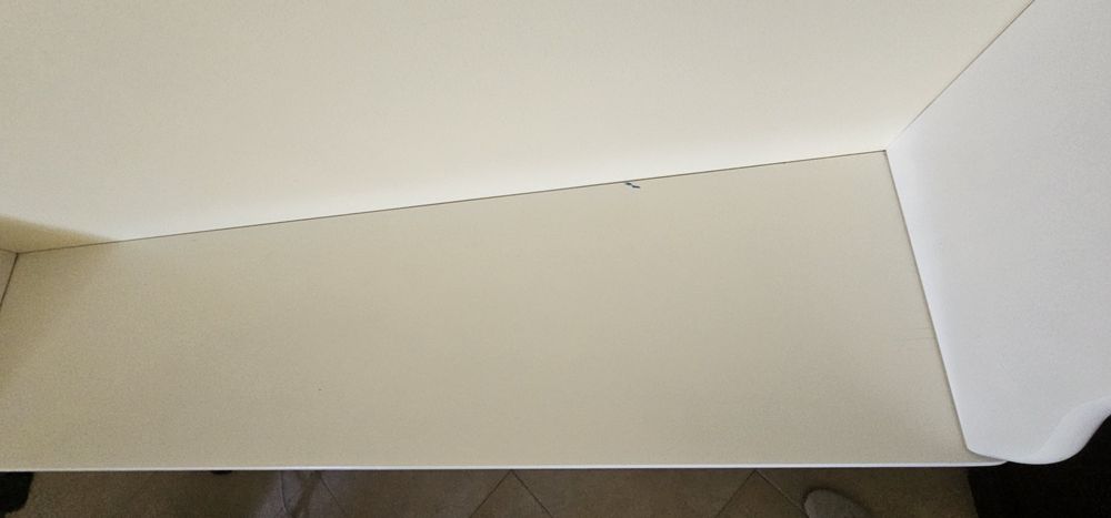 Prateleira de madeira