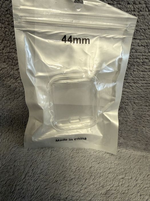 Захистний силіконовий чехол-бампер на Apple watch 4/5/6/SE 44/40мм