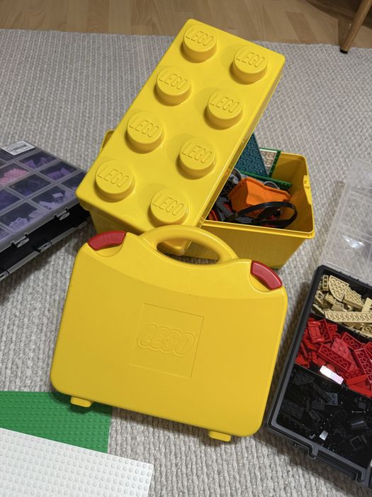Zestaw klockow Lego i pudla
