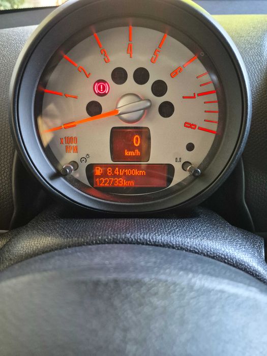 MINI Countryman 2014 VIN WMWZC5C58EWM18097 фото оголошення 7 з 16