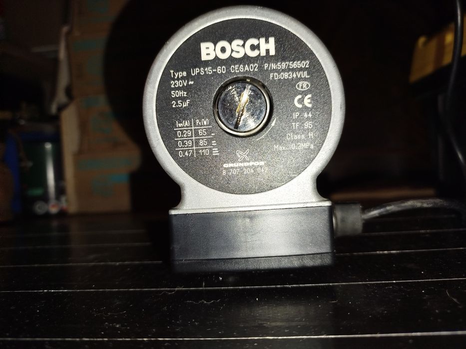 Pompa obiegowa Bosch UPS 15-60 CESA02.