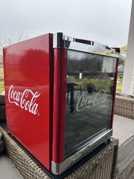 Praktycznie nowa, oryginalna chłodziarka Coca-Cola firmy Husky