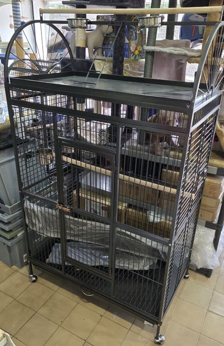Gaiola para aves de grande porte