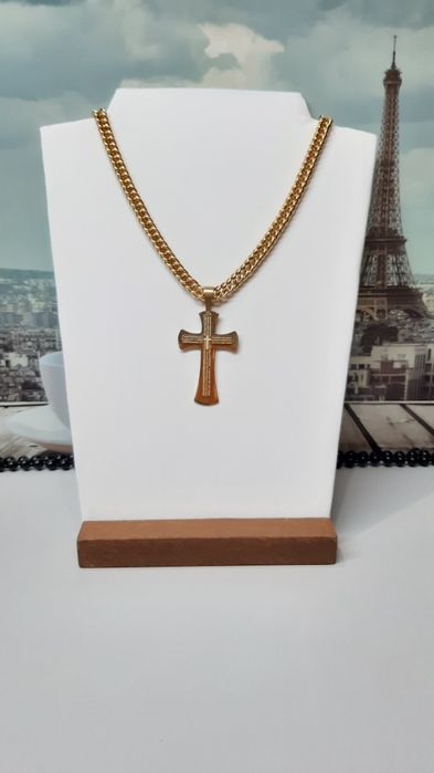 Colar de correntes 55x0,8cm, cor ouro, com cruz