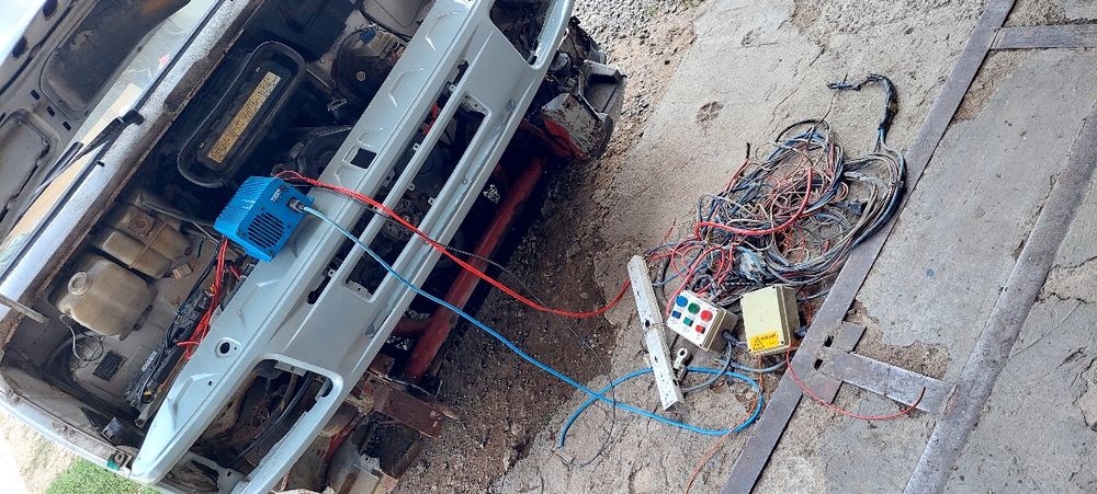 Автономний інвертор 12/600 vt