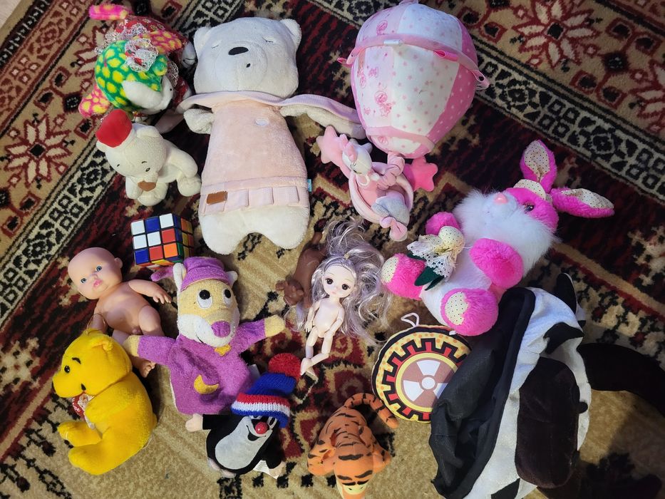 Pluszaki, maskotki, zabawki, pozytywka z myszka Minnie