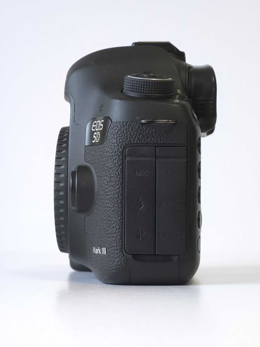 Máquina Fotográfica CANON EOS 5D MARK III CORPO