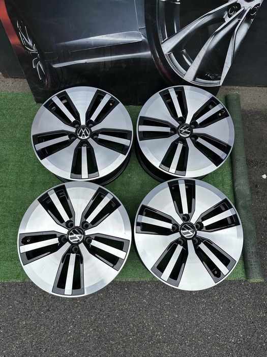 Диски  R17  5/112.  Vw e-Golf, Golf, Passat, Caddy .