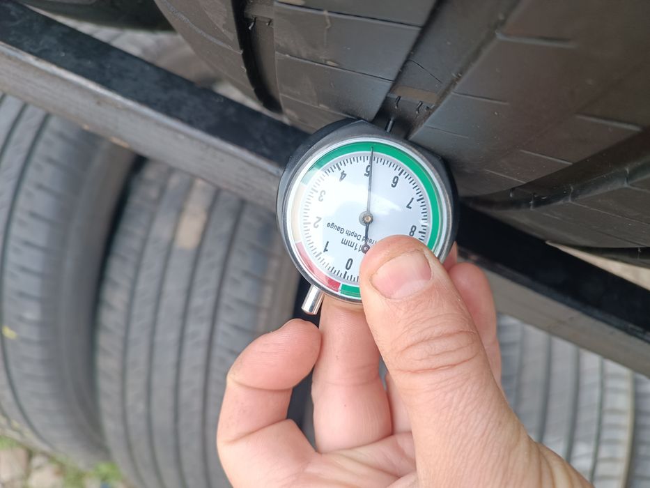 Автошини 245x50r19 Michelin літо з Германії  rum flat