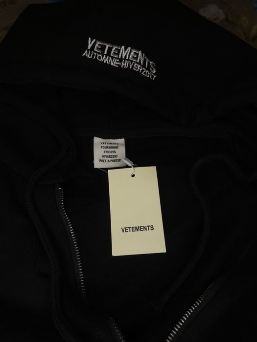 Vetements hoodie gun club