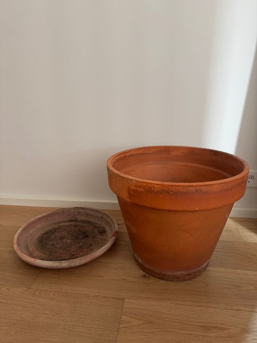 2 Pratos grandes de terracota para vasos