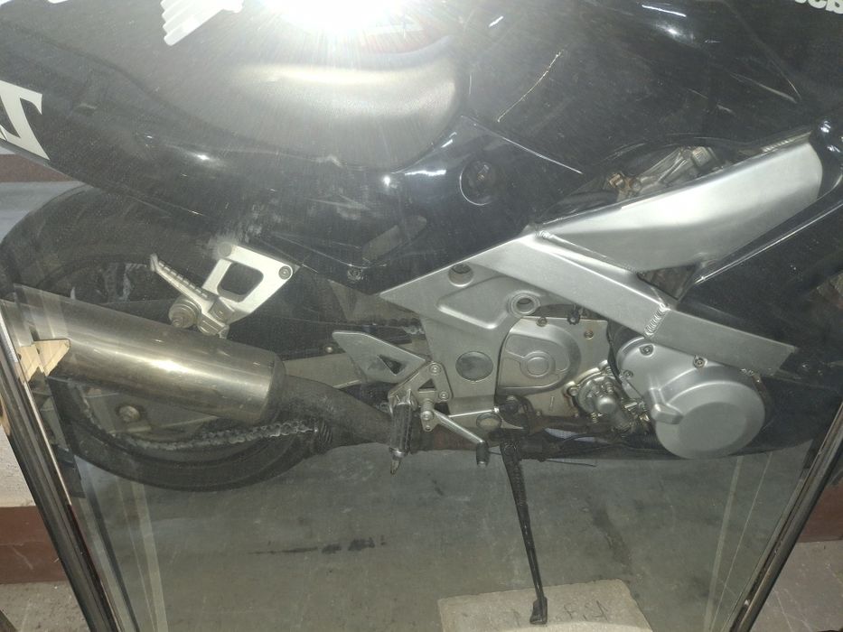 Mota kawazaki zzr600