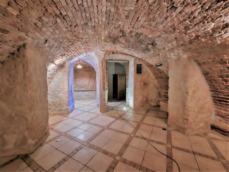 GastroPiwnica w Centrum - Lokal idealny pod Bar / Restaurację 250m2