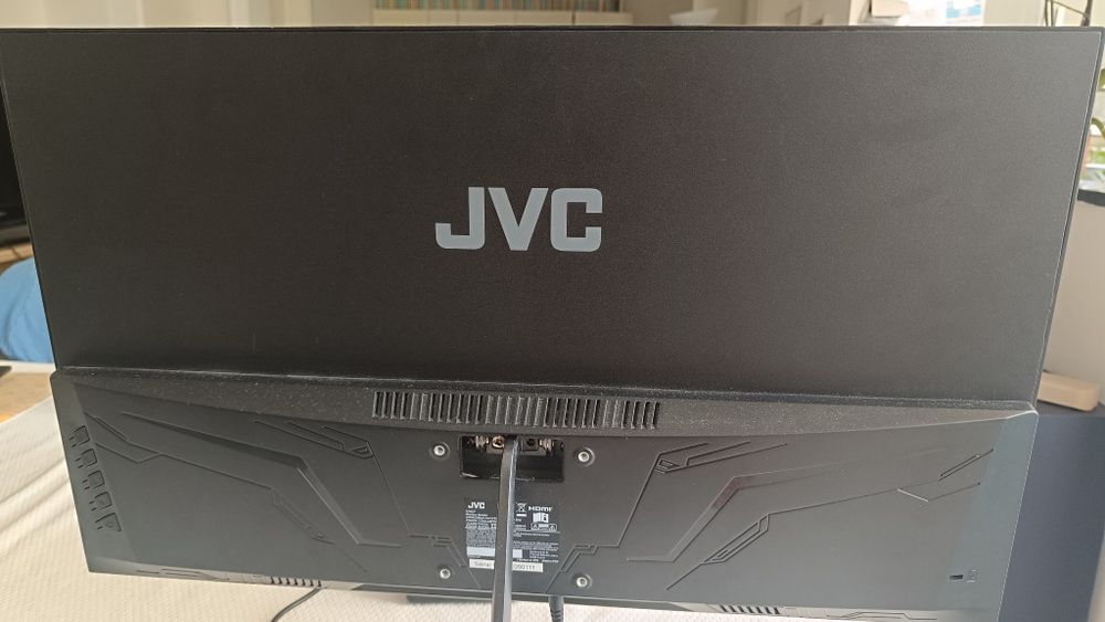Monitor JVC 24WCF como novo