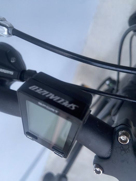 Bicicleta Híbrida Specialized Crosstrail – Muito Estimada (Como Nova)