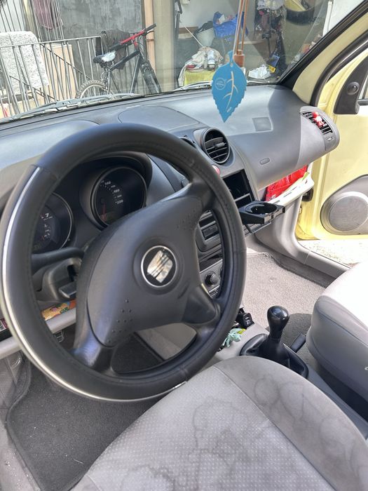 Seat arosa 2001 em bom estado
