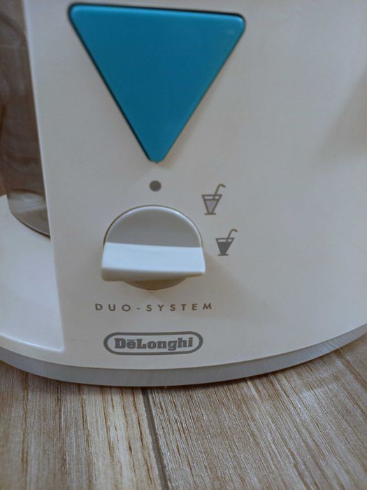 Sokowirówka DeLonghi KC 400 Duo System