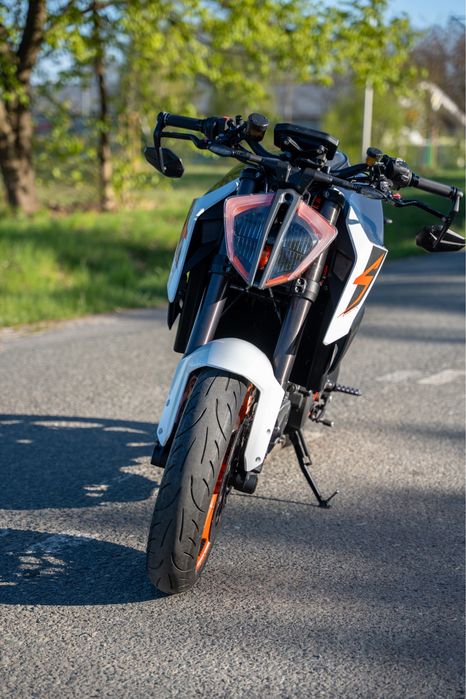 KTM 1290 Super Duke R 2017 | Tech Pack | Scorpion