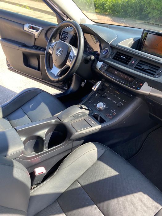Lexus Ct200H