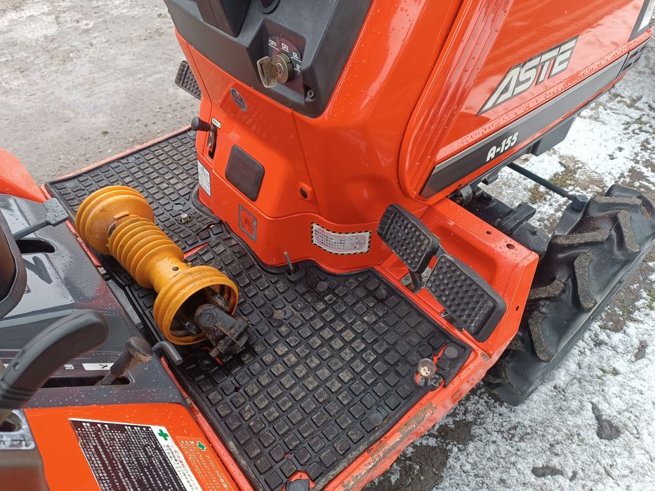 Японський мінітрактор.Трактор Кубота .Янмар