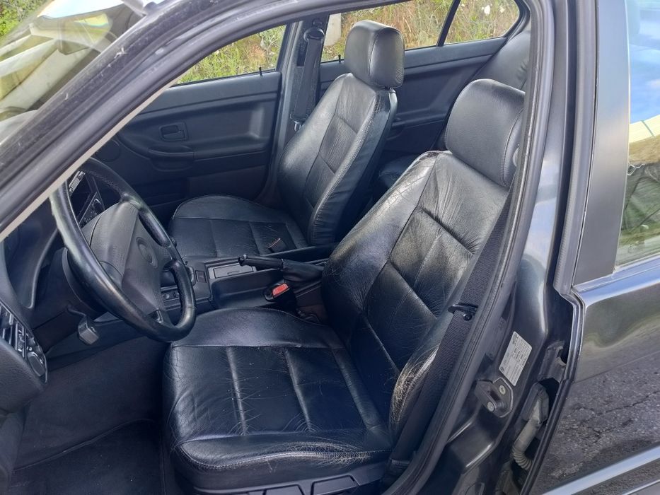 BMW E36 320i vanos (livrete)