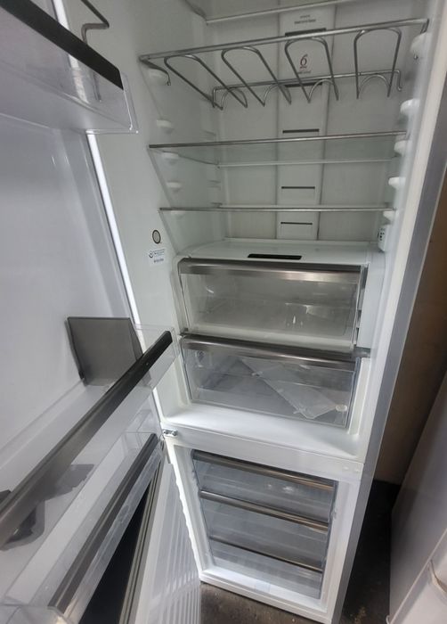 Продам холодильник Вірпул но  фрост