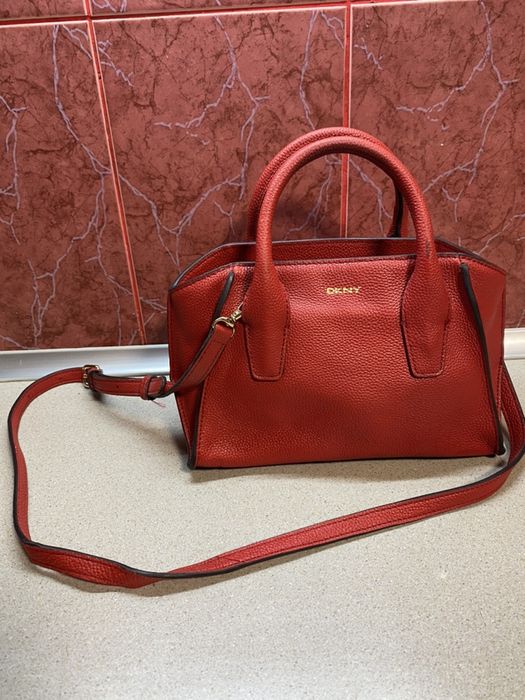 Красная Сумка DKNY