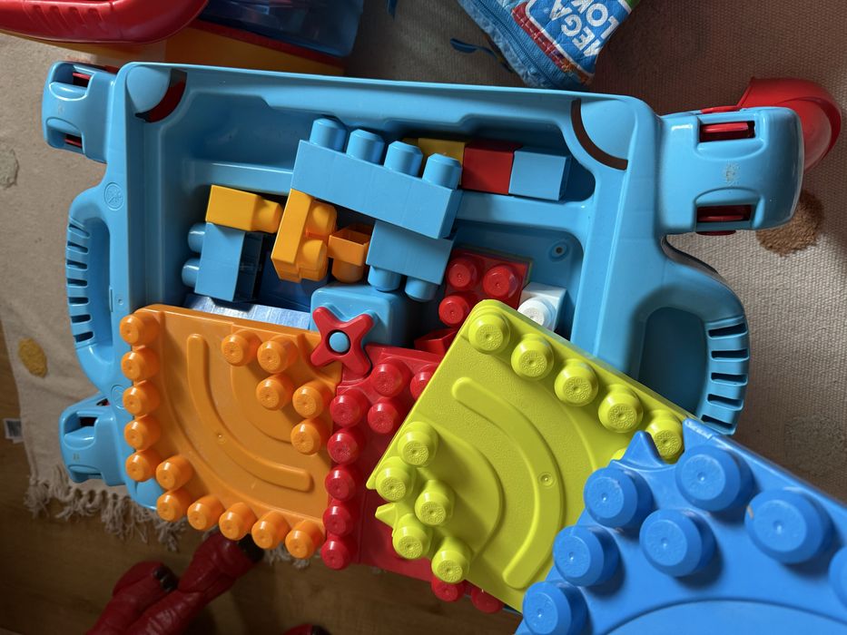 Mega bloks klocki stolik wózek