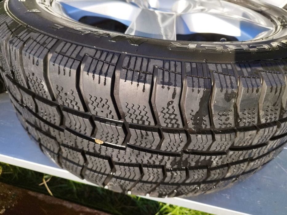 Komplet kół Mercedes Felgi KBA 47040 ET56 Discoverer R18 255/55
