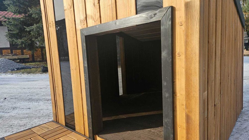 Nowa ocieplona buda dla pas