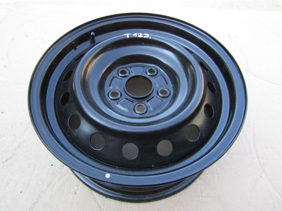 1x Felga 16 Toyota Auris Corolla Verso RAV4 RAV 4 / 6,5j 5x114,3 ET45