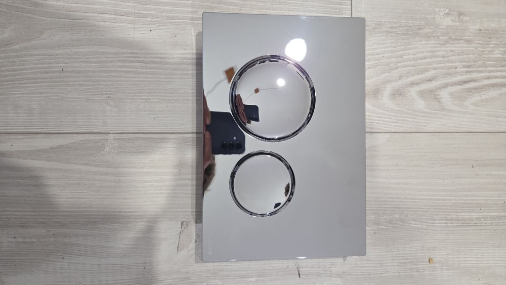 Przycisk spłukujący Cersanit srebrny