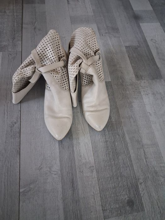 Buty kozaki Tamaris .