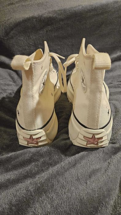 Buty Converse Run Star Hike - Embroidered Stars