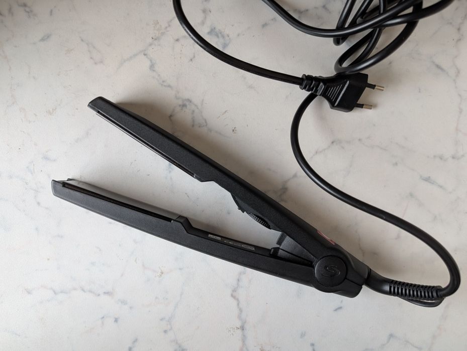 Праска випрямляч для волосся професійна Gama CP1