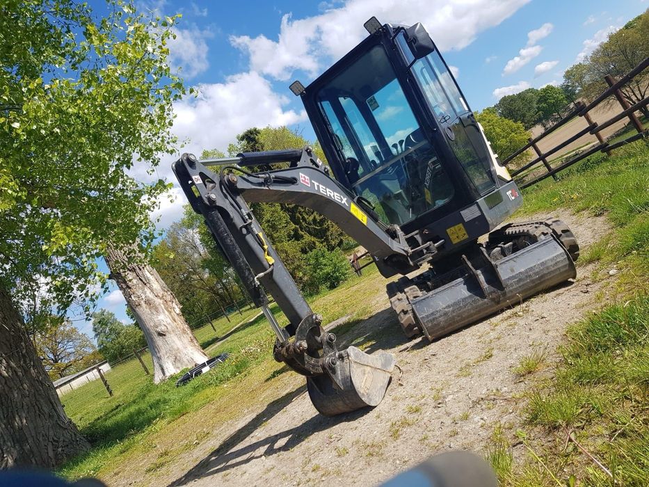 Usluga minikoparka, koparka kołowa, ładowarką teleskopową