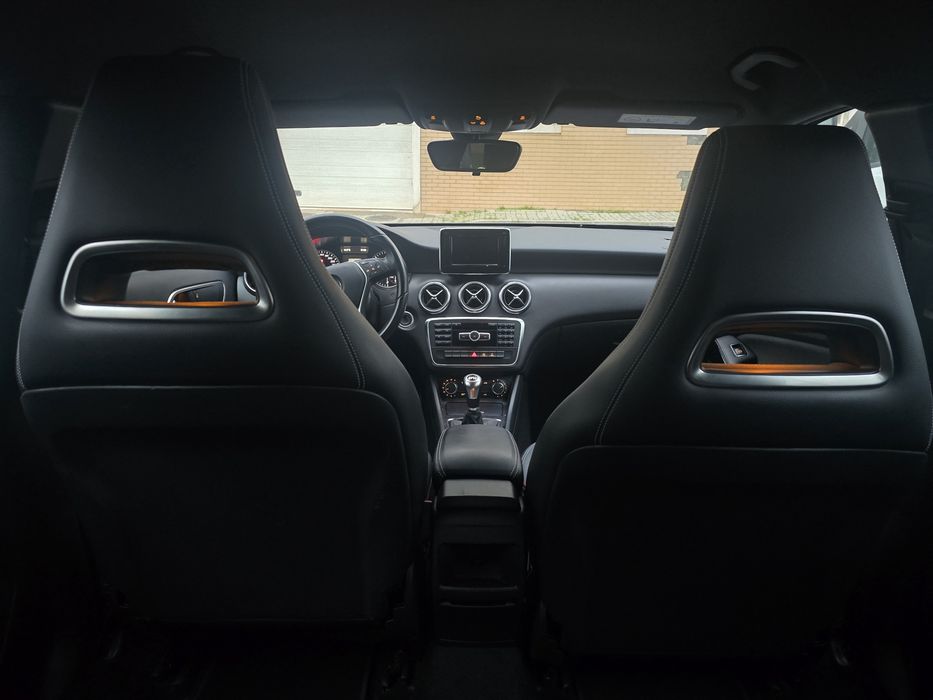 Mercedes A 180 cdi de 2015 com garantia e crédito