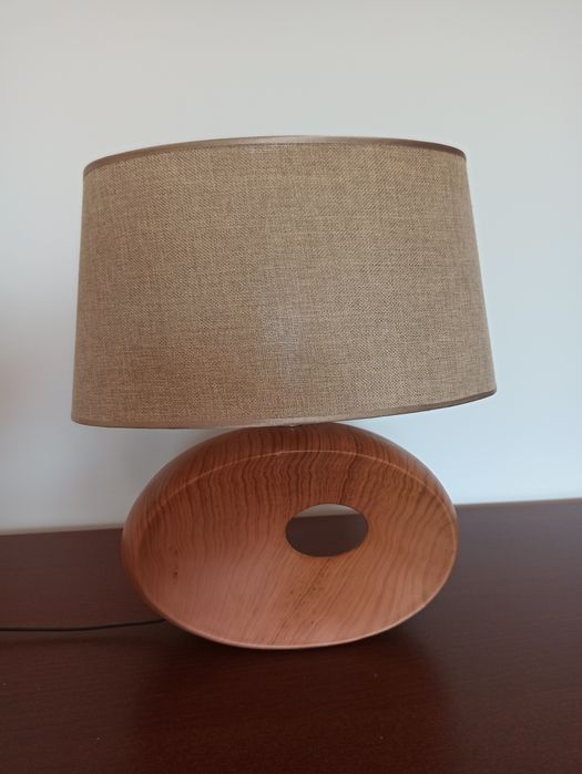 Lampa brąz duży abażur