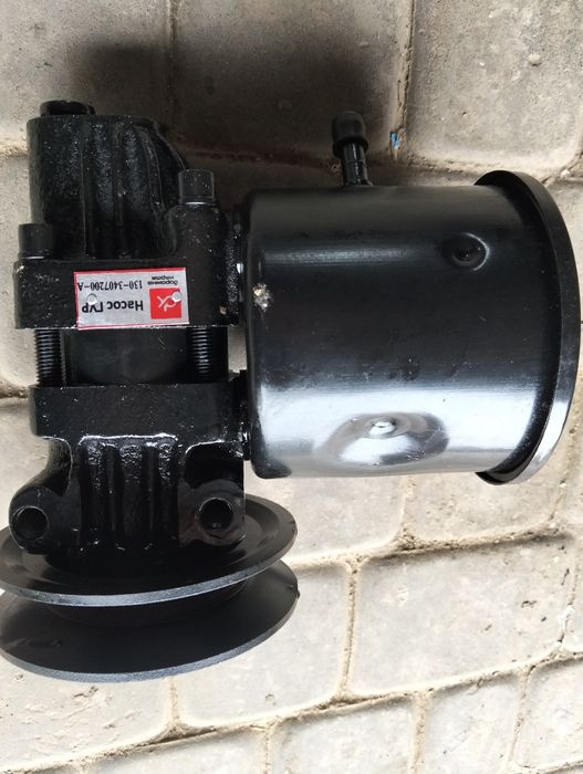 Насос гур з бачком