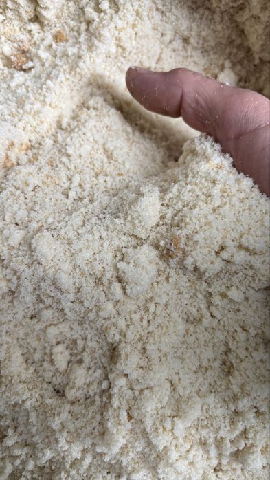 Продам корма для животных,хлебную крошку