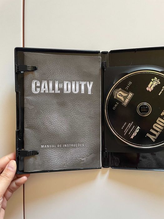 Call of Duty PC - 2 Discos (2003 Retro)