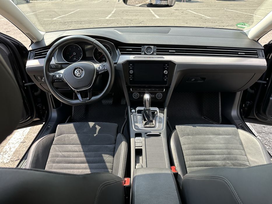 Volkswagen Passat 2017 VIN WVWZZZ3CZJE118062 фото оголошення 11 з 14