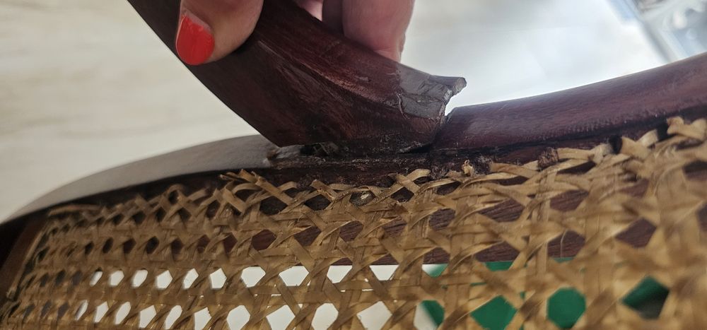 Cadeira de baloiço com palhinha