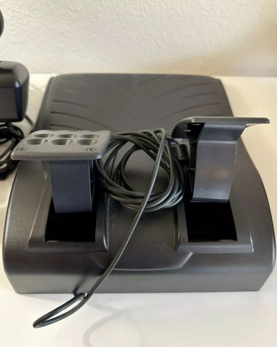 Кермо ігрове logitecn driving force gt 900градусів